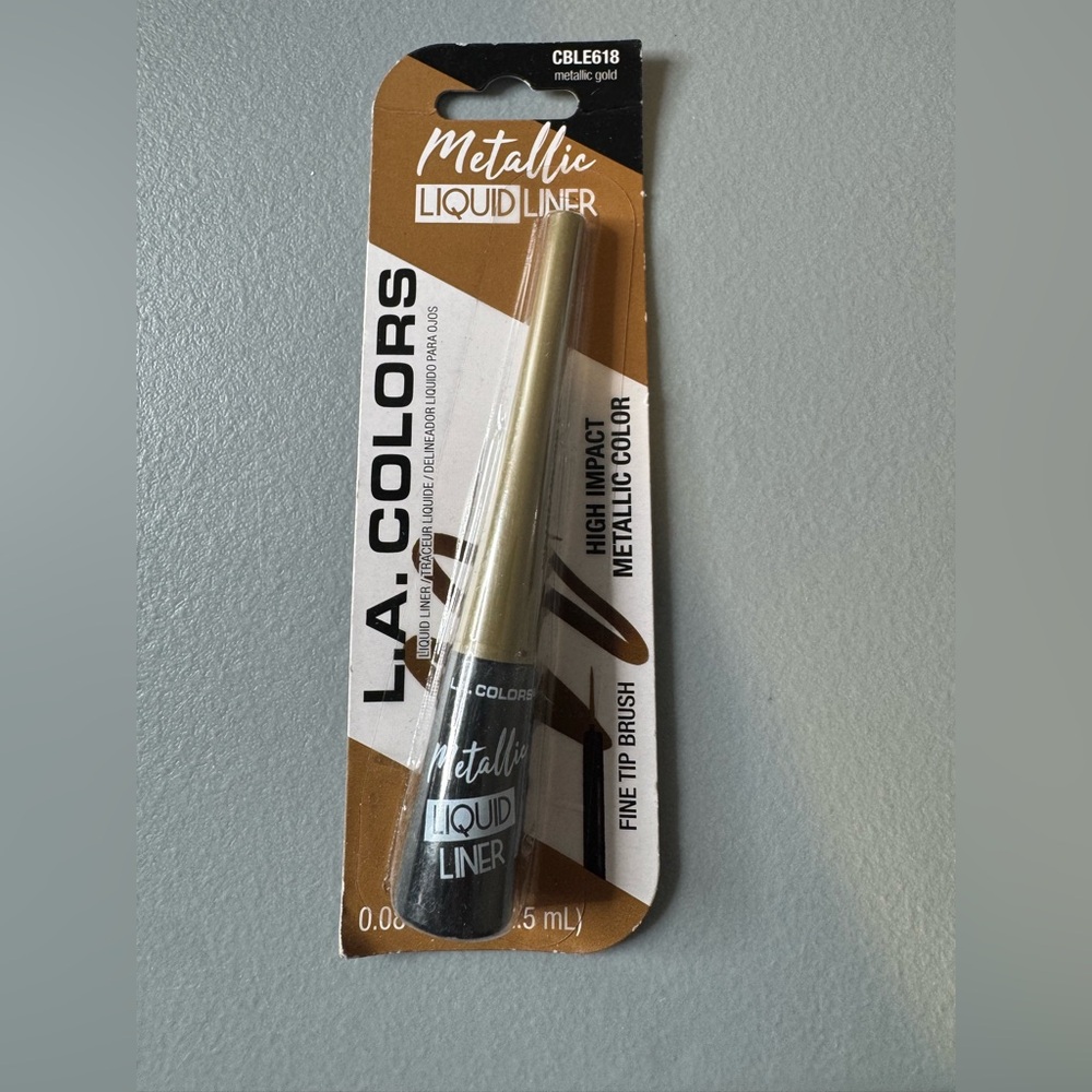 🛍️ any 5 items for $15 🛍️ L.A. Colors High Impact Metallic Gold Liner
